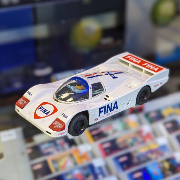 Scalextric C0125 Porsche 962 Fina