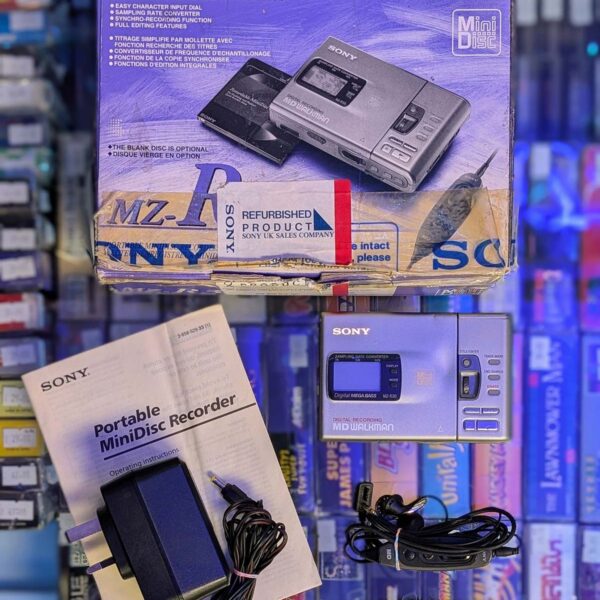 Sony MZ-R30 Mini Disc Recorder - Boxed